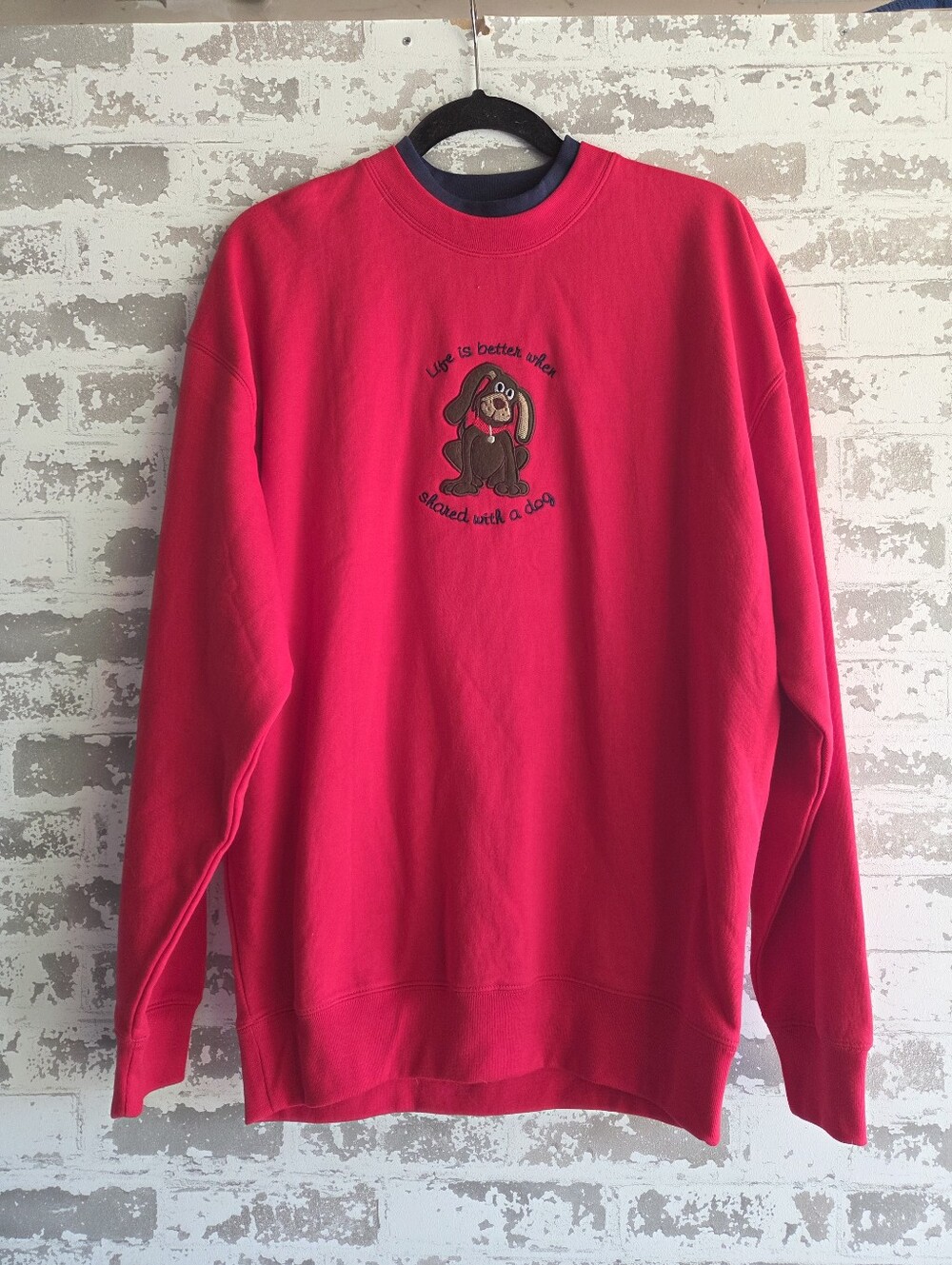 M&C Sportswear Vintage Embroidered Dog Crewneck Sweatshirt Red Size Large